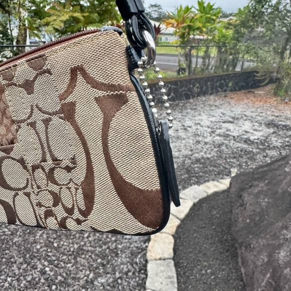 Coach Signature Patchwork Wristlet Brown Jacquard Canvas - Picture 4 of 7